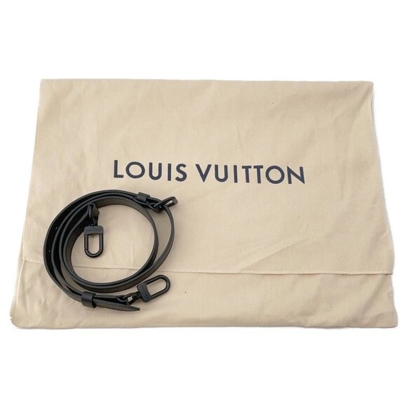 LOUIS VUITTON wheel box Monogram Noir M59706 - Picture 16 of 16